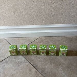 Hugging turtle figurine blind box (set of 6)